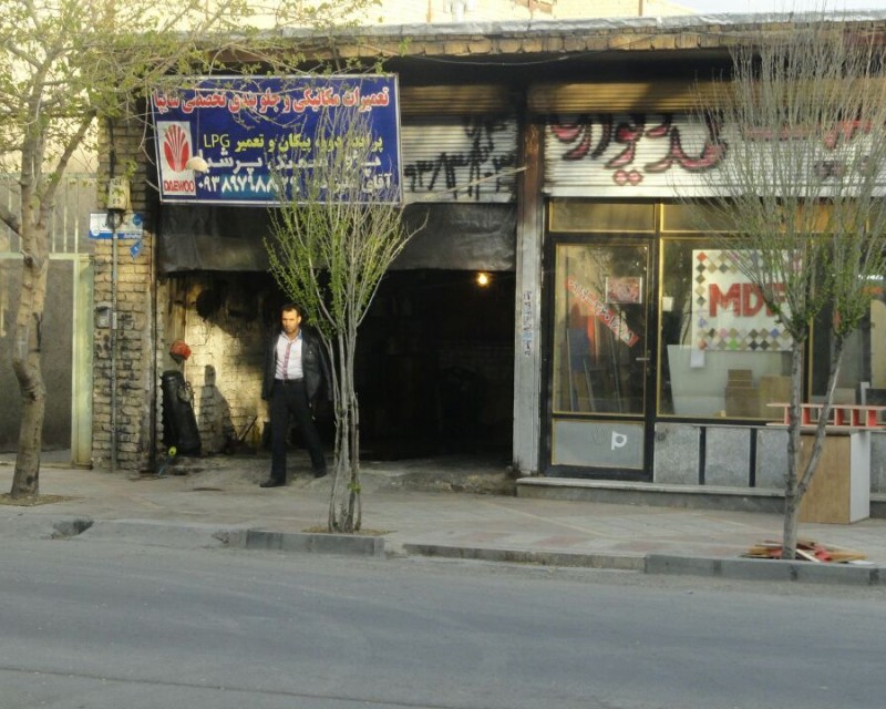 نمایی از ورودی ملک